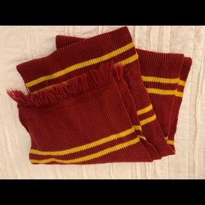 ❤️💛GRYFFINDOR SCARF💛❤️